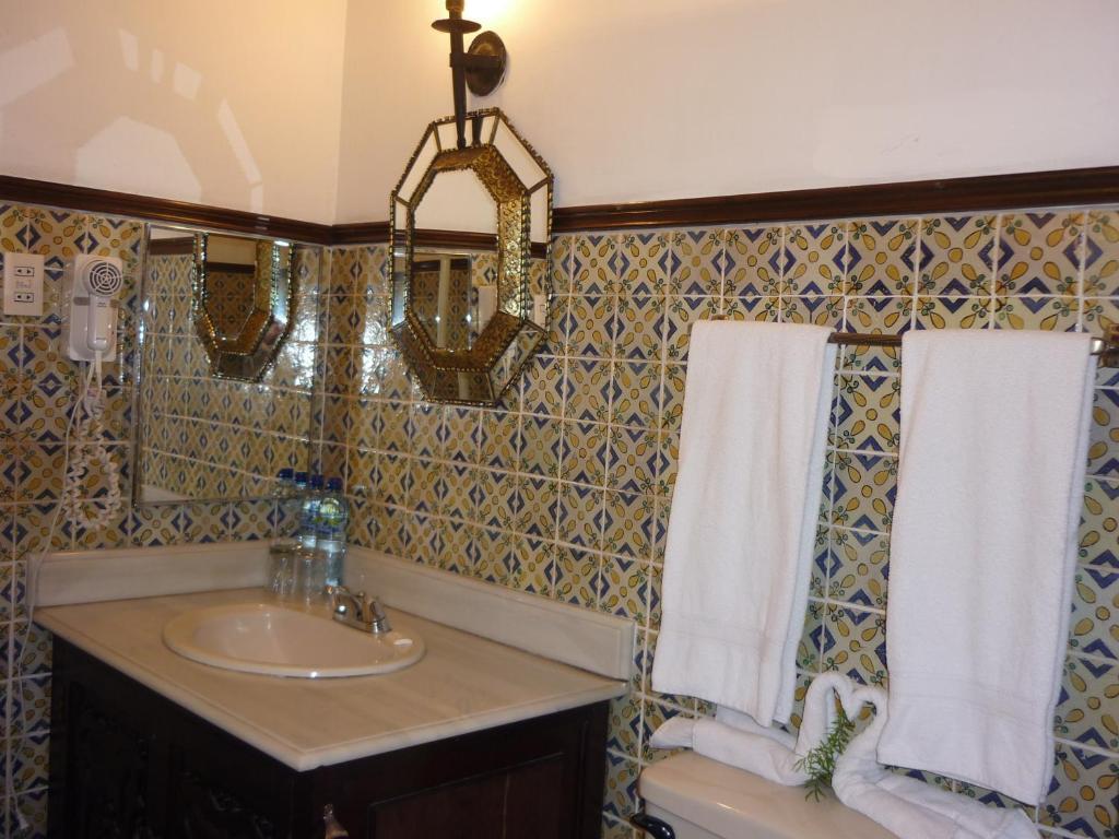 Hotel Casa Noble Antigua Стая снимка